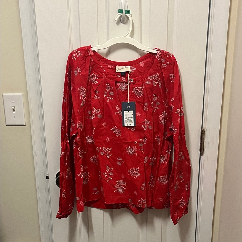 Universal Thread Red Floral Blouse